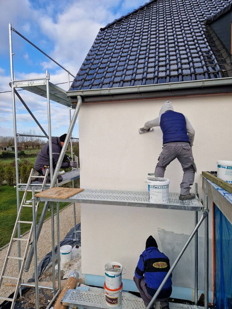 Gevel- en dakrenovatie door ISOWORKERS