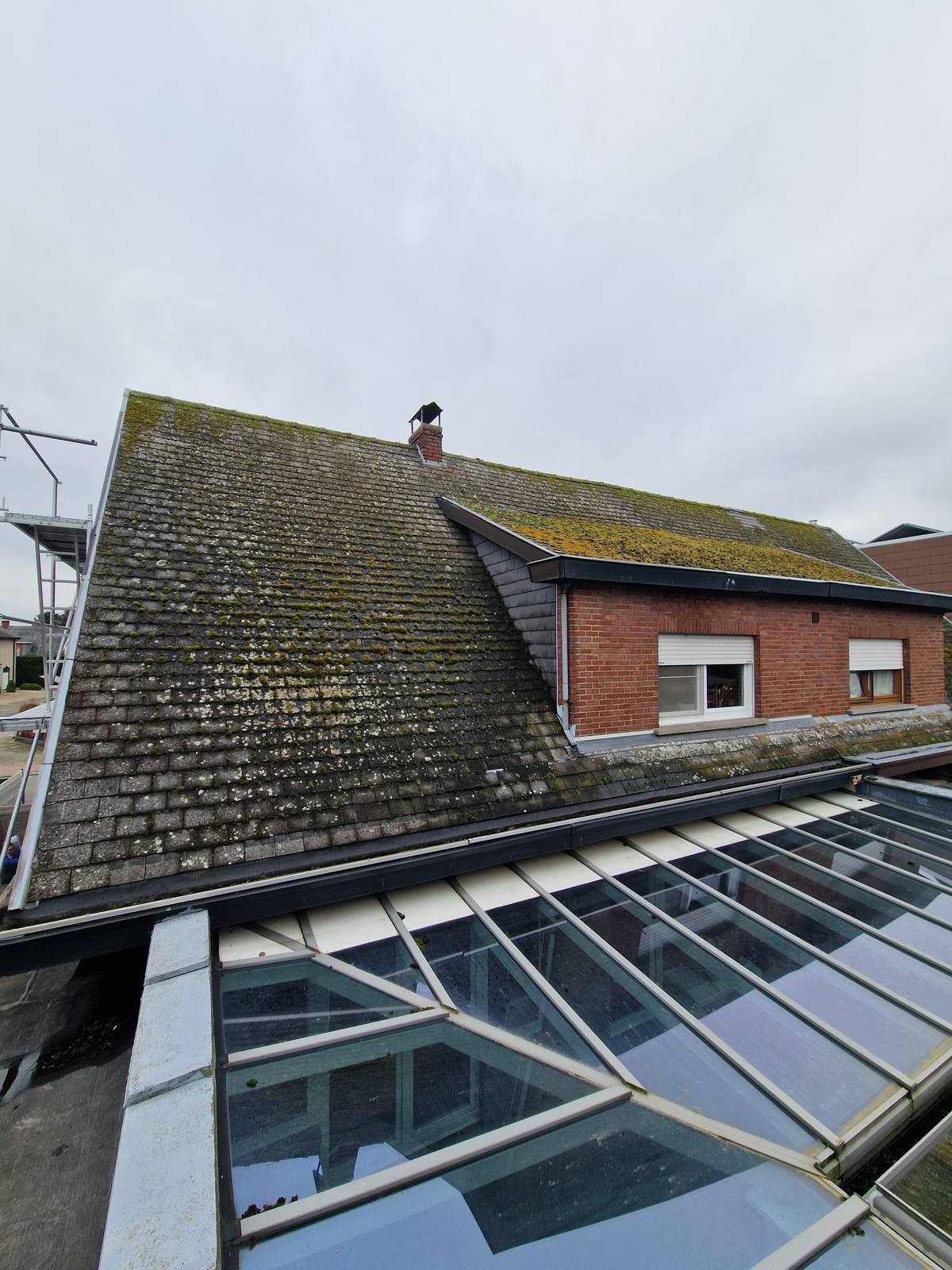 Dakrenovatie en dakisolatie in Gent door Isoworkers 27