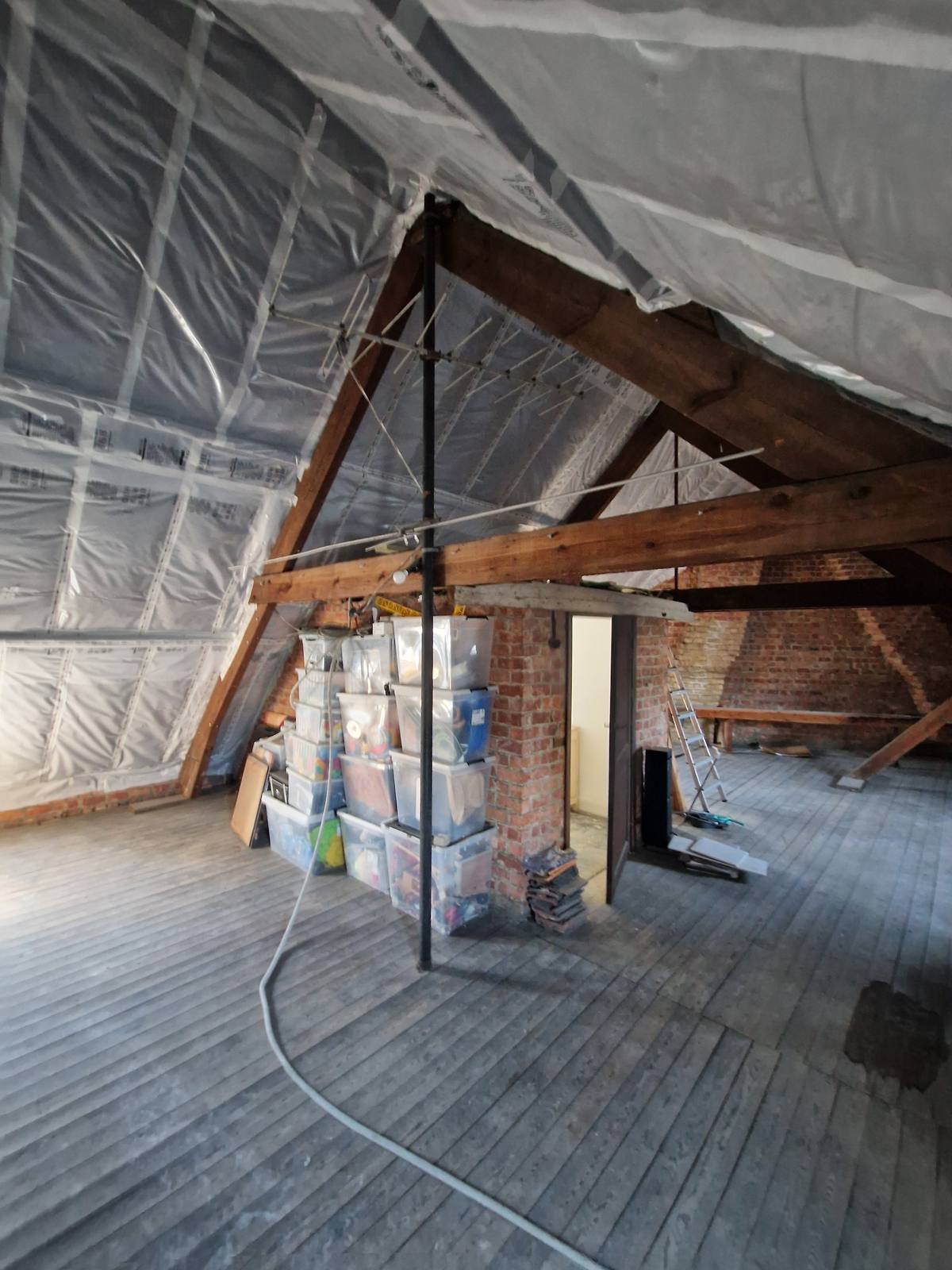 Dakrenovatie en dakisolatie in Gent door Isoworkers 39
