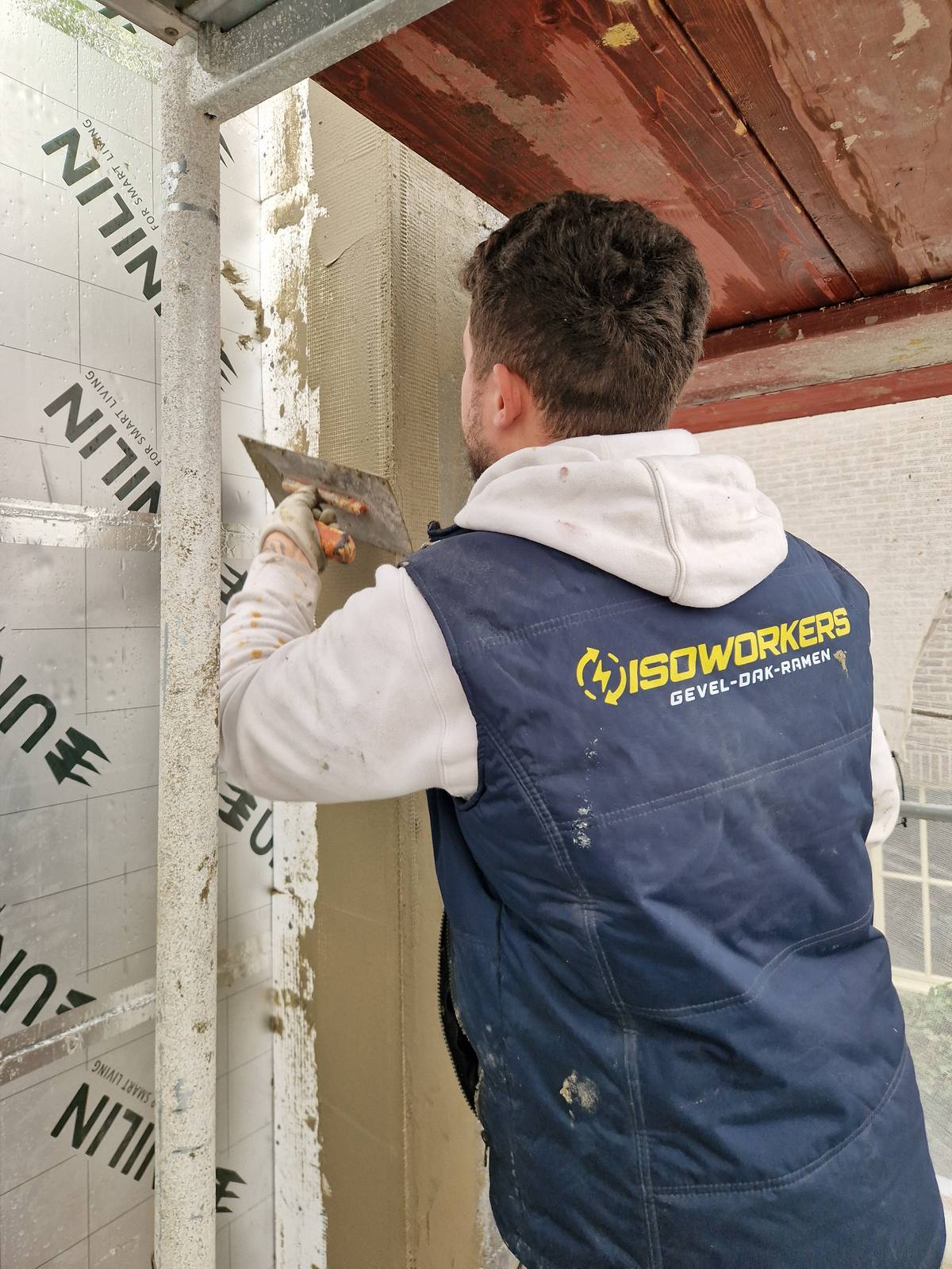 Gevelisolatie met crepi in Gent door Isoworkers 18