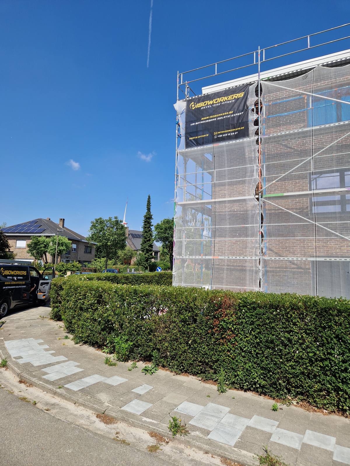 Spuitkurk gevelrenovatie in Gent door Isoworkers 08