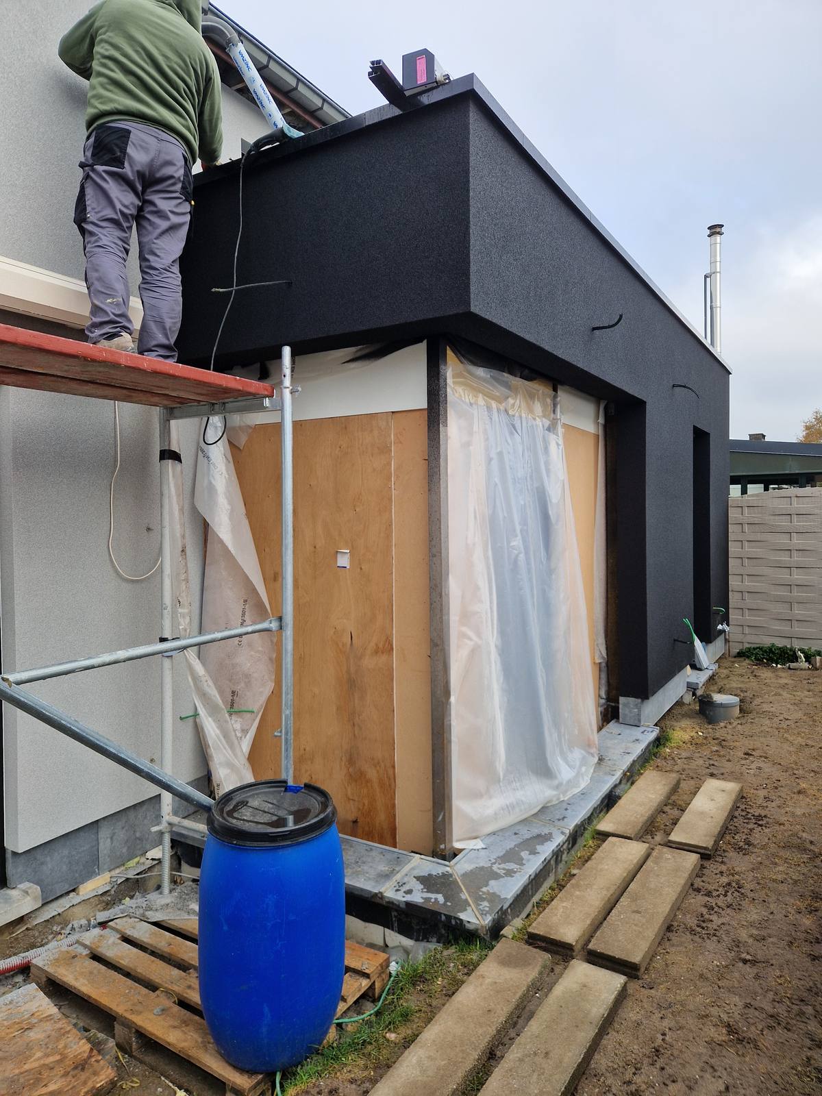Spuitkurk gevelrenovatie in Gent door Isoworkers 12