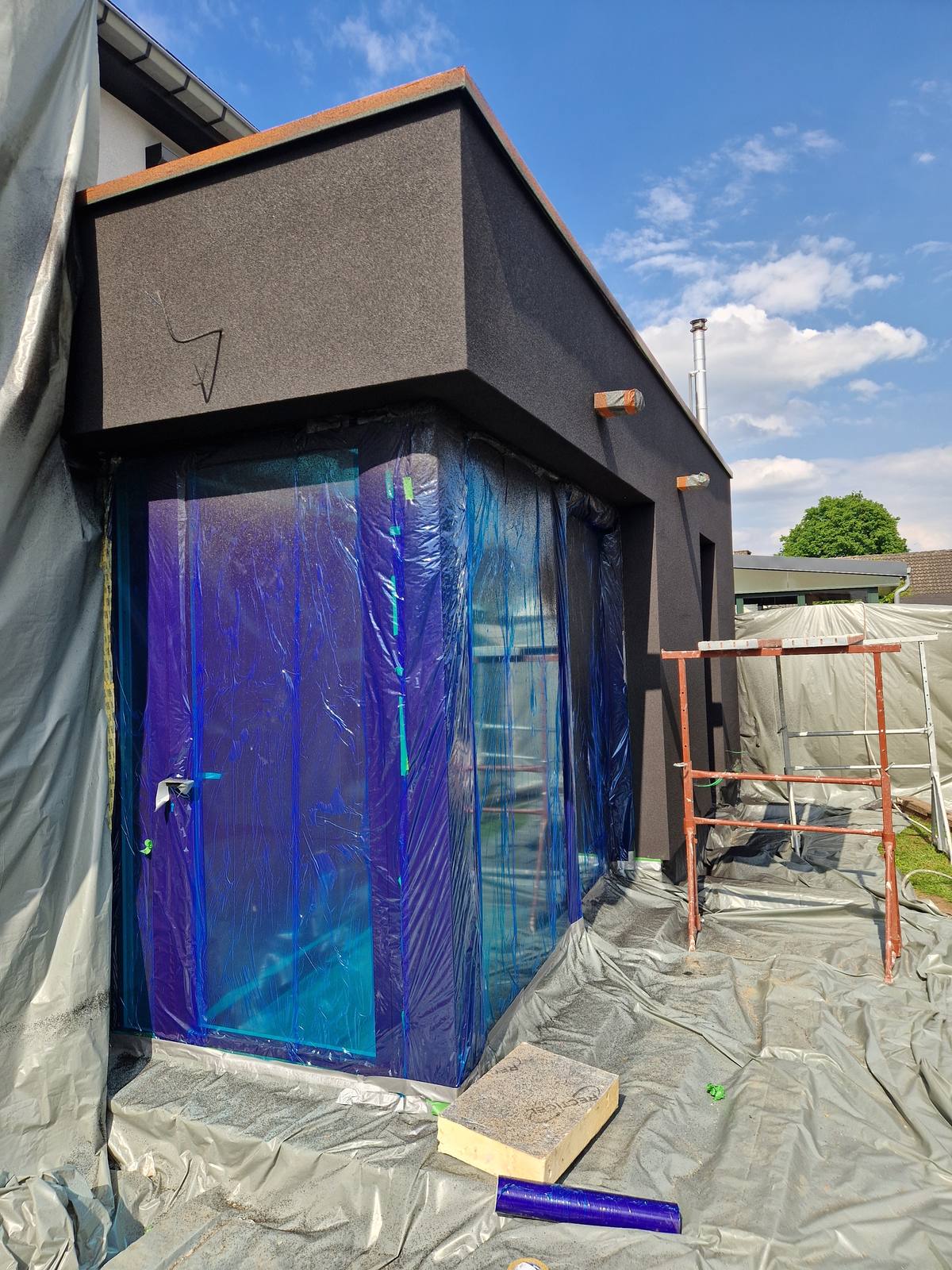 Spuitkurk gevelrenovatie in Gent door Isoworkers 22